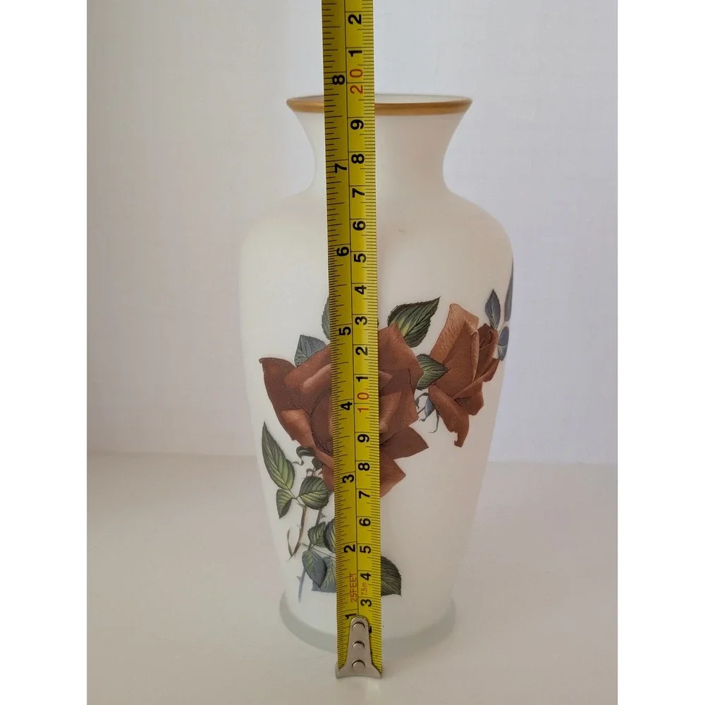 Vintage Napcoware Frosted Satin Glass Vase Red Rose Floral Gold Rim Japan